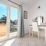 Daire Biserka Trogir