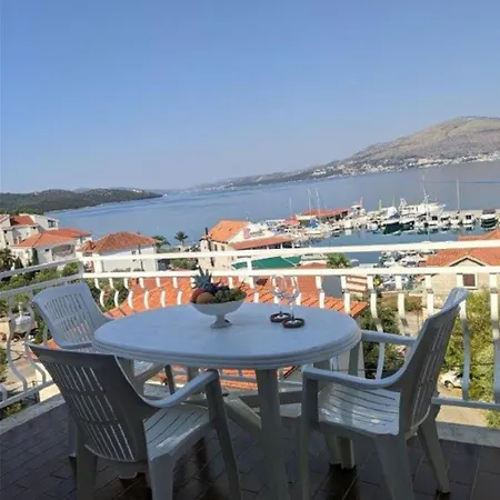 Biserka Appartement *