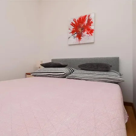 Biserka - 50 M From Apartment *