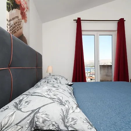 Biserka Appartement *