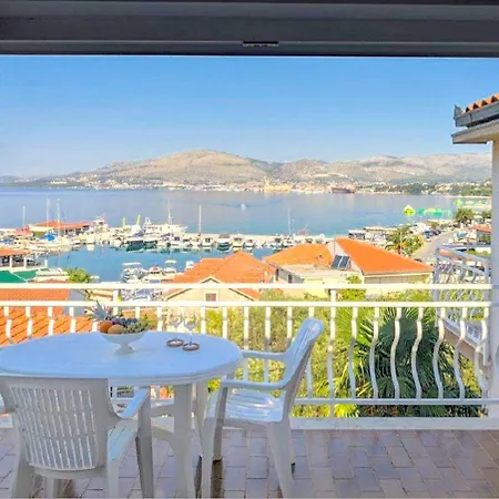 Appartement Biserka