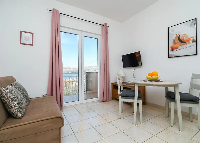 Biserka Appartement Trogir
