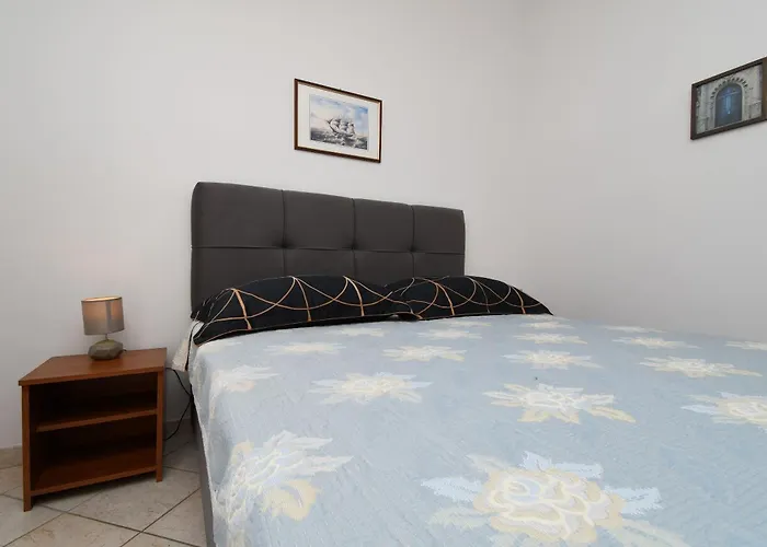 Biserka Trogir